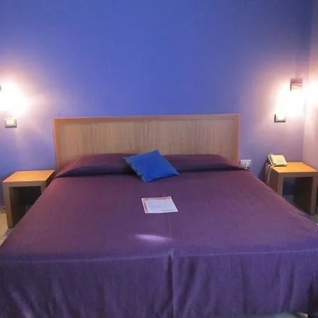 酒店 伊科罗利酒店